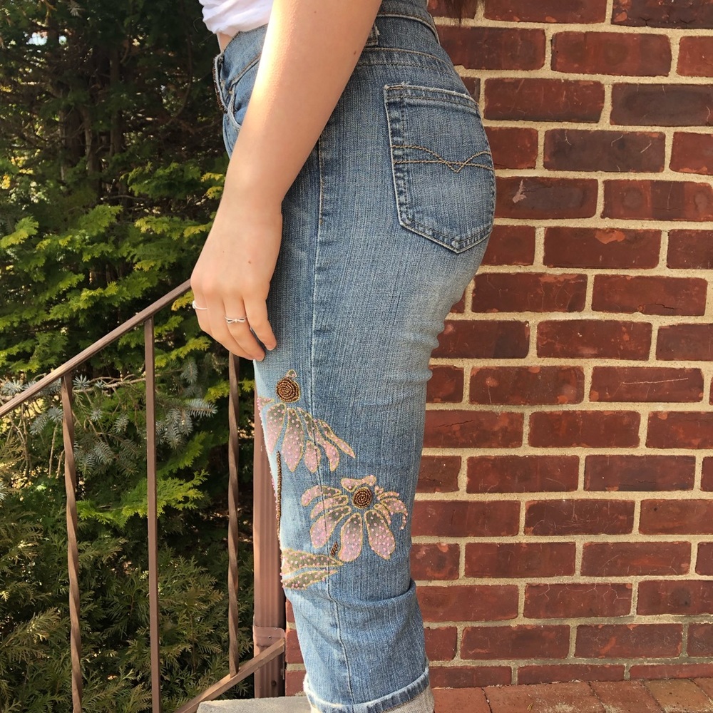 Beaded crop jeans petite